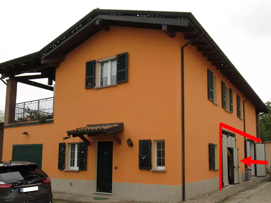 Immagine 2 di Casa indipendente in vendita  in Via Begoglio a Santa Maria Della Versa