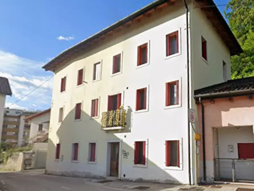 Immagine 3 di Appartamento in vendita  in Via Vittorio Veneto a Belluno