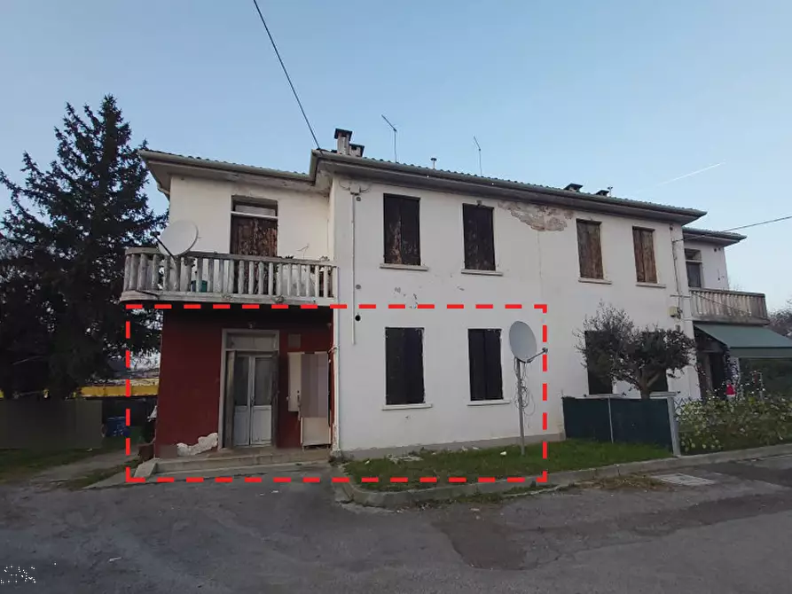 Immagine 3 di Appartamento in vendita  in Via Alabardi a Castelfranco Veneto