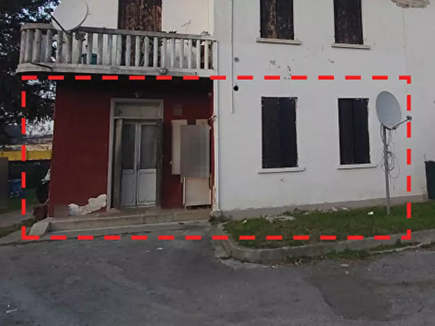 Immagine 4 di Appartamento in vendita  in Via Alabardi a Castelfranco Veneto