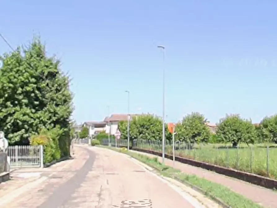 Immagine 22 di Appartamento in vendita  in Via Alabardi a Castelfranco Veneto