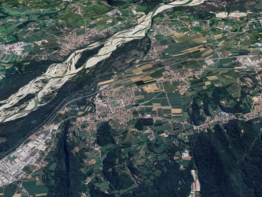 Immagine 14 di Appartamento in vendita  in Via Giovanni Comisso a Pederobba