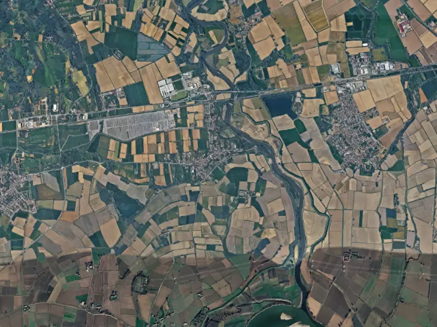 Immagine 5 di Terreno agricolo in vendita  in Via Camillo Benso Conte di Cavour a Chignolo Po