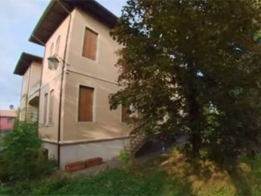 Immagine 3 di Villa in vendita  in Via Valgrande a Sant'urbano