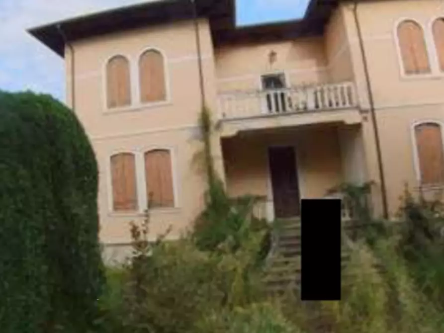 Immagine 4 di Villa in vendita  in Via Valgrande a Sant'urbano