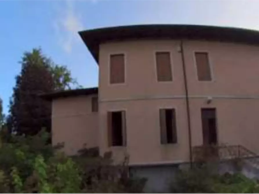 Immagine 5 di Villa in vendita  in Via Valgrande a Sant'urbano