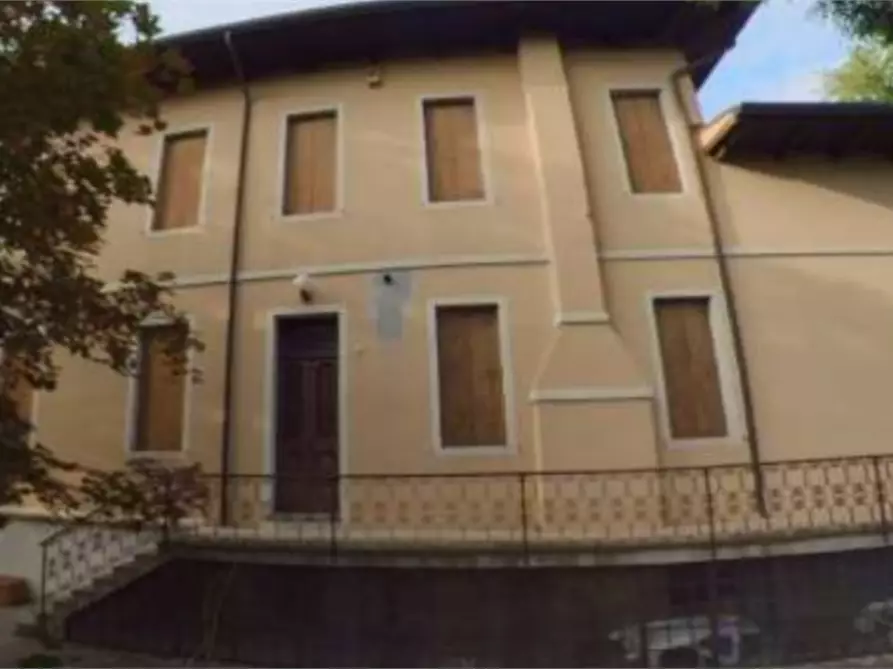 Immagine 10 di Villa in vendita  in Via Valgrande a Sant'urbano