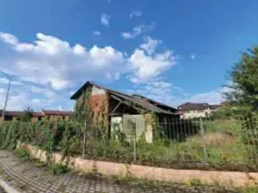 Immagine 4 di Stabile in vendita  in Via G. Rossa a Noviglio