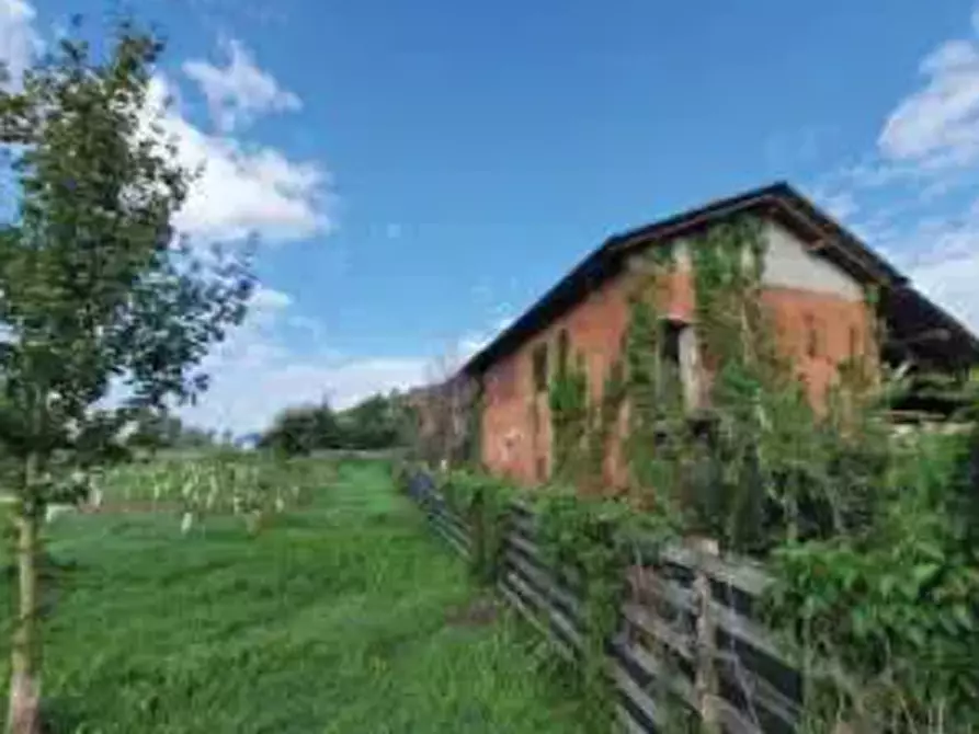 Immagine 5 di Stabile in vendita  in Via G. Rossa a Noviglio