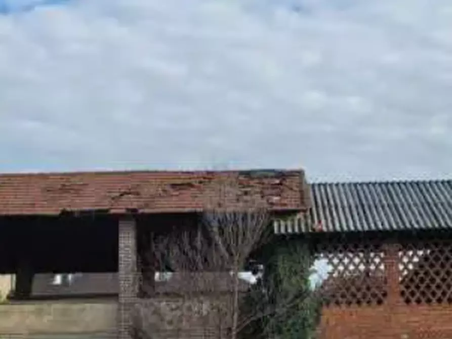 Immagine 7 di Stabile in vendita  in Via G. Rossa a Noviglio