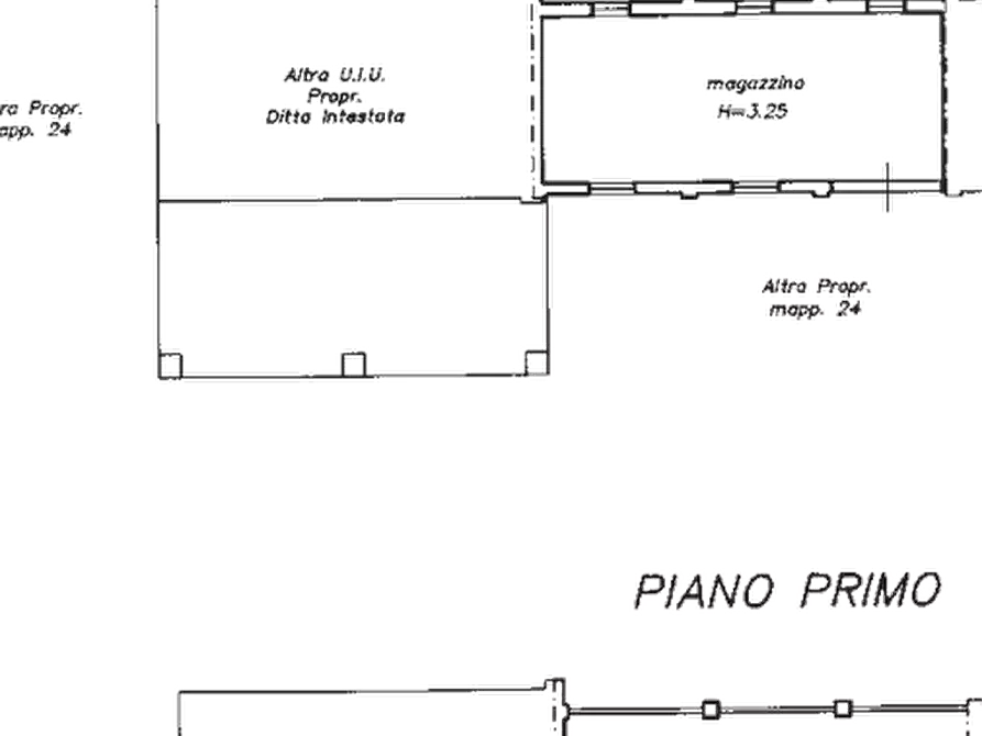 Immagine 22 di Stabile in vendita  in Via G. Rossa a Noviglio