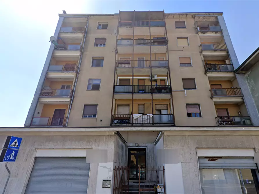 Immagine 7 di Appartamento in vendita  in  Via Luigi Gioia a Mortara