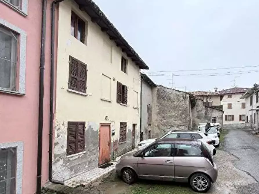 Immagine 4 di Porzione di casa in vendita  in Via Costiolo  a Canneto Pavese