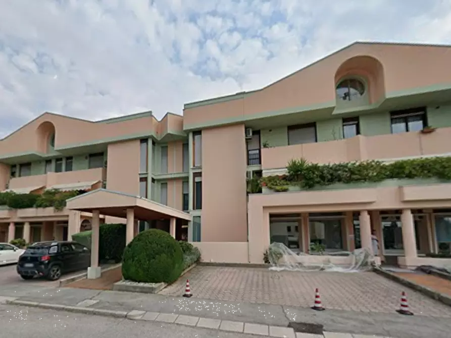 Immagine 6 di Ufficio in vendita  in Via G. Zanella a Teolo