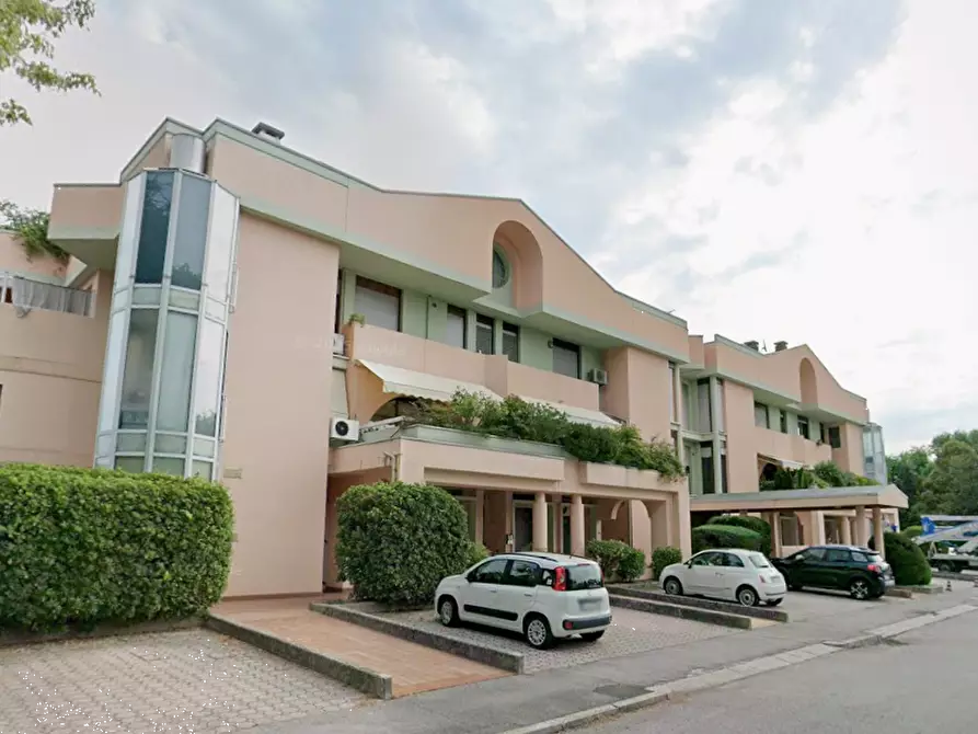 Immagine 9 di Ufficio in vendita  in Via G. Zanella a Teolo