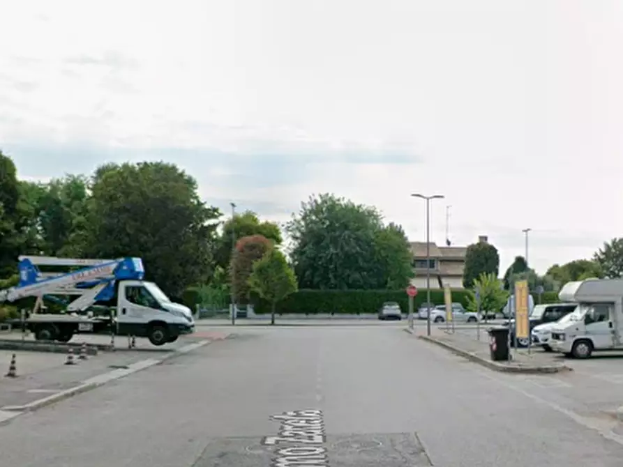 Immagine 18 di Ufficio in vendita  in Via G. Zanella a Teolo