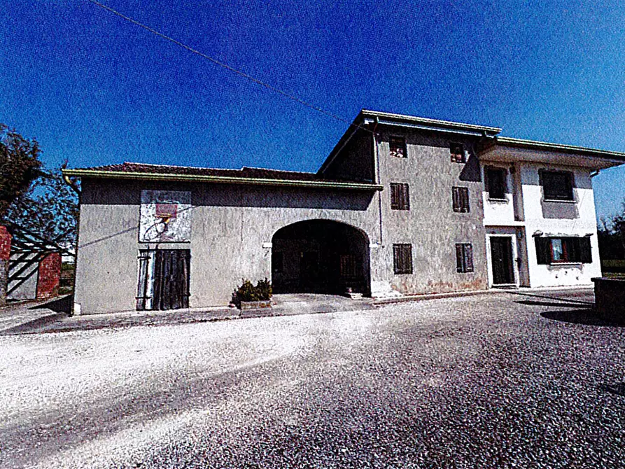 Immagine 9 di Casa indipendente in vendita  in Via Ortigara a San Martino Di Lupari