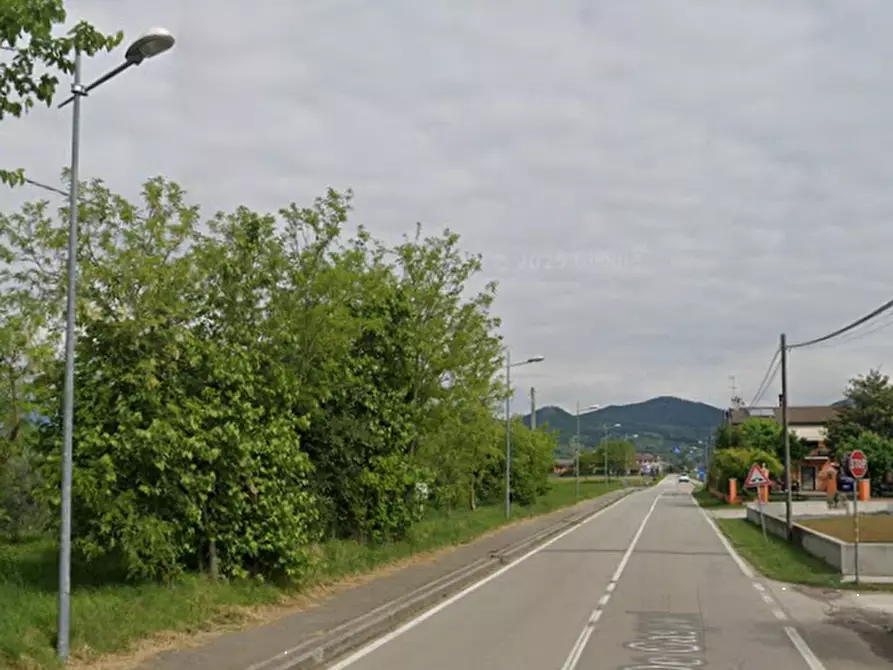 Immagine 7 di Magazzino in vendita  in Via Madonna della Salute a Caerano Di San Marco