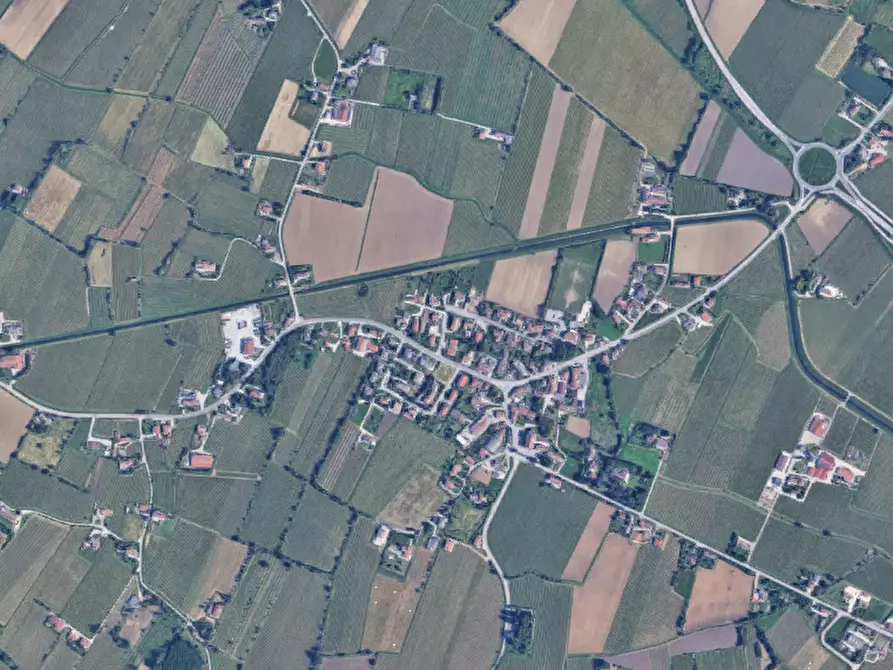 Immagine 15 di Rustico / casale in vendita  in Via Comunale DI Fae' a Oderzo