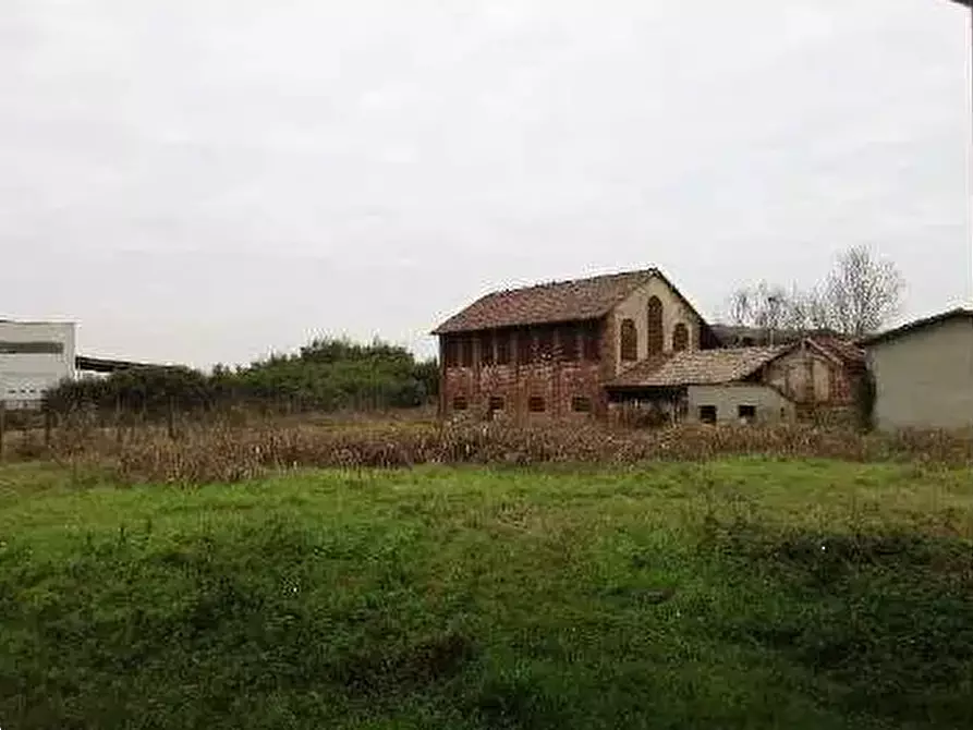 Immagine 5 di Villa in vendita  in Localita' Cascina San Sebastiano a Robbio