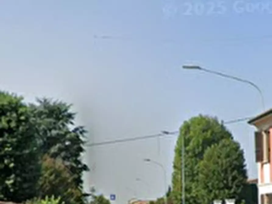 Immagine 10 di Porzione di casa in vendita  in Via Martiri della Libertà a Zerbo