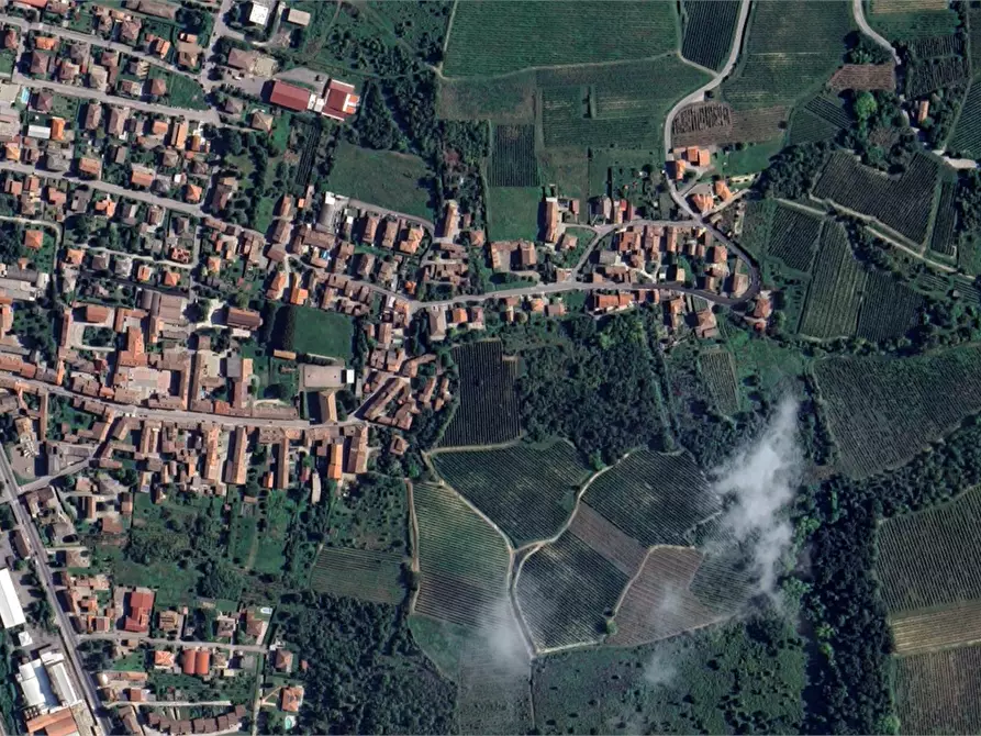 Immagine 12 di Negozio in vendita  in Via Martiri della Libertà a Santa Giuletta