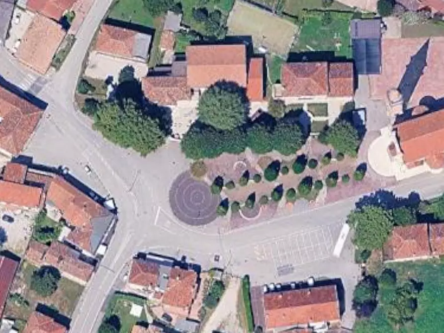 Immagine 10 di Negozio in vendita  in Piazza Vittorio Veneto a Breda Di Piave