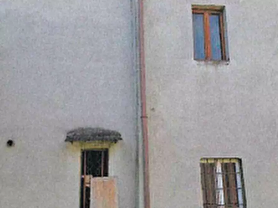 Immagine 3 di Porzione di casa in vendita  in Via Guglielmo Marconi a Rea