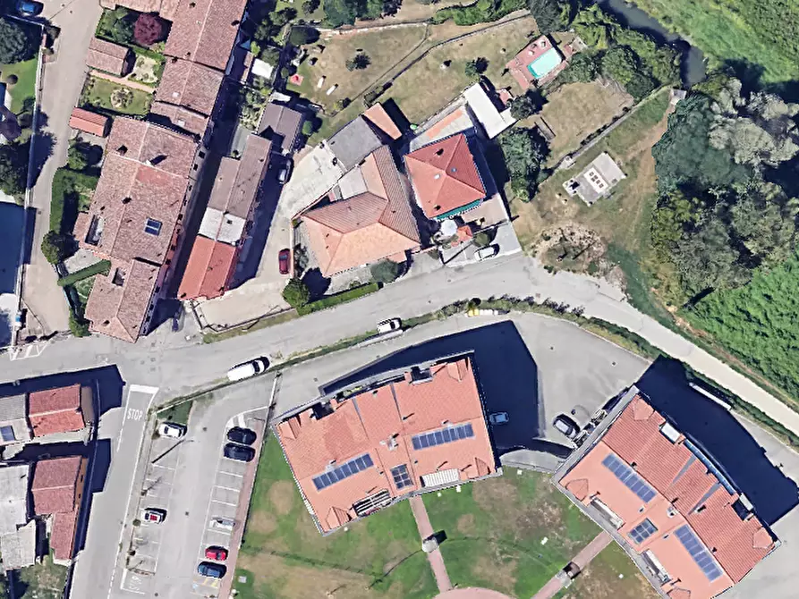 Immagine 11 di Porzione di casa in vendita  in Via Guglielmo Marconi a Rea