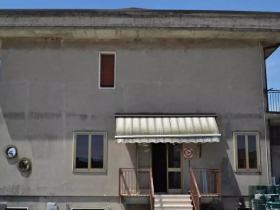 Immagine 12 di Ufficio in vendita  in Via Caduti sul Lavoro a Isola Della Scala