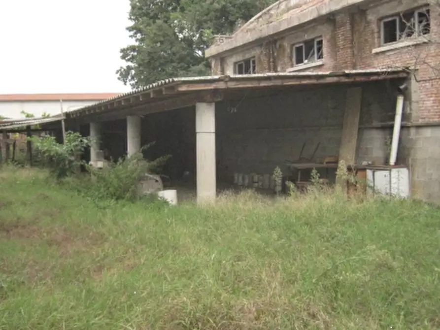 Immagine 8 di Capannone industriale in vendita  in Via Cascina Nuova Litta a Gambolo'