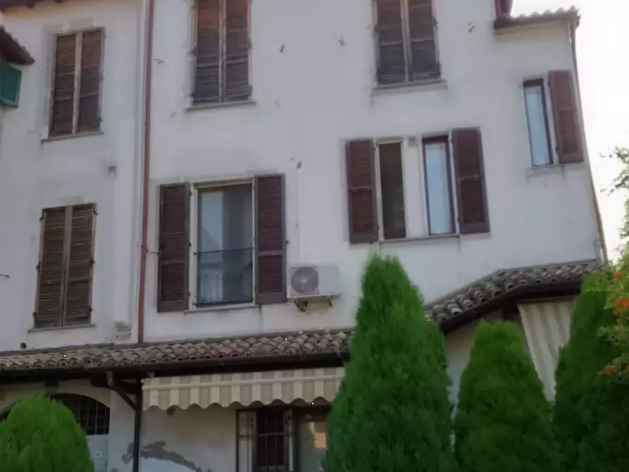 Immagine 1 di Porzione di casa in vendita  in Via Roma a Bressana Bottarone