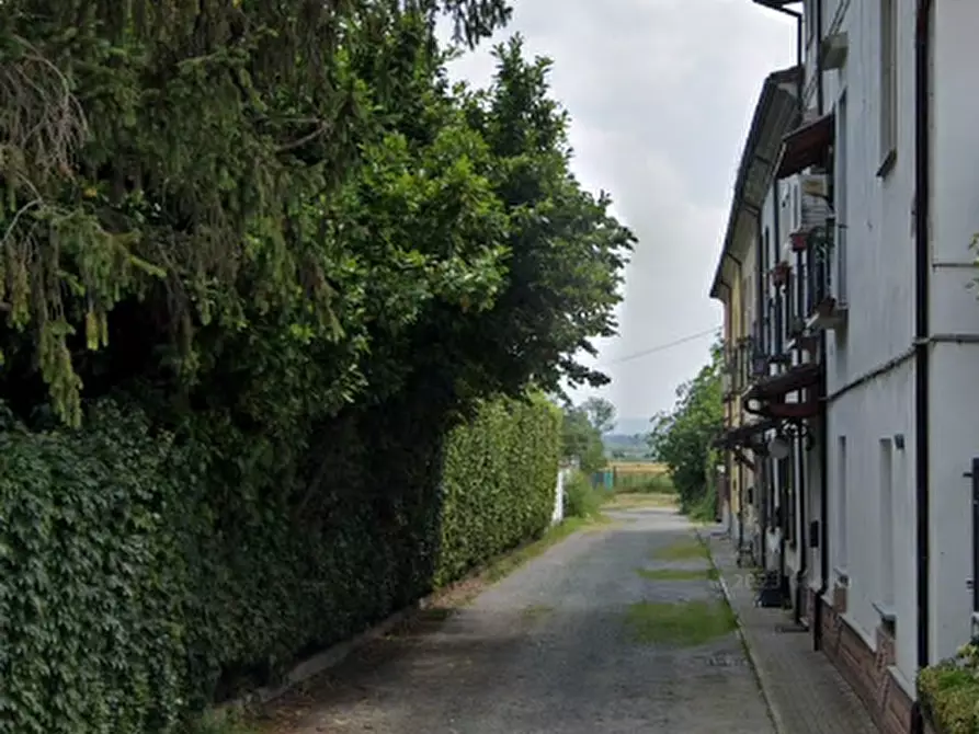 Immagine 7 di Porzione di casa in vendita  in Via Roma a Bressana Bottarone