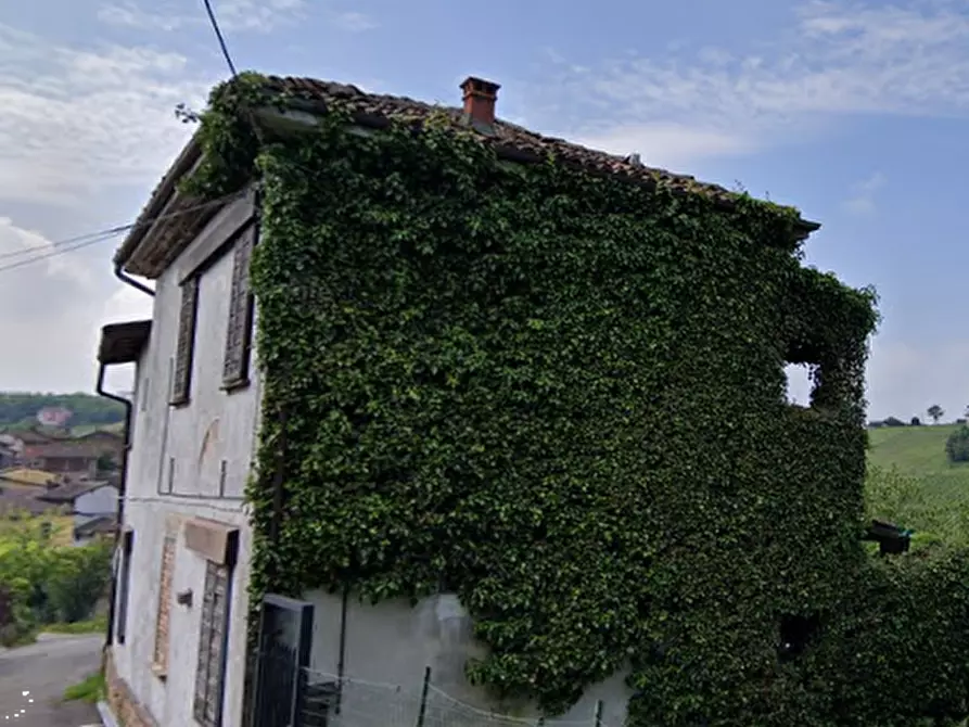 Immagine 1 di Porzione di casa in vendita  in Via Castello a Corvino San Quirico