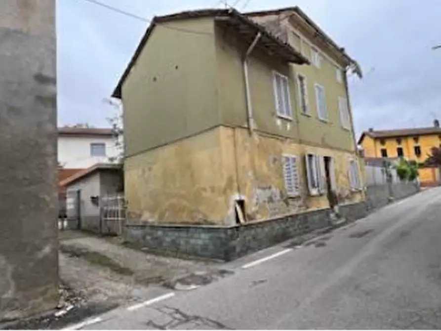 Immagine 1 di Casa indipendente in vendita  in Via Dottor Magnani a Breme