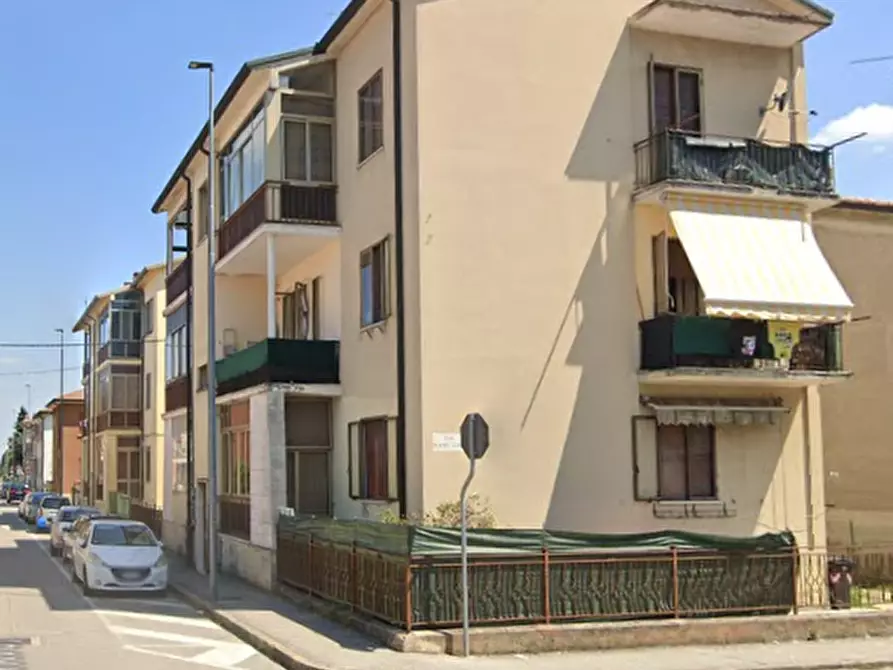 Immagine 8 di Appartamento in vendita  in via Nino Bixio a Legnago