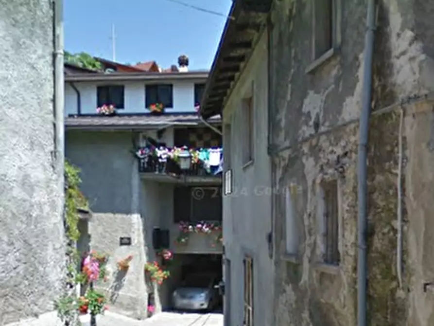 Immagine 3 di Appartamento in vendita  in Via Dassa a Sellero