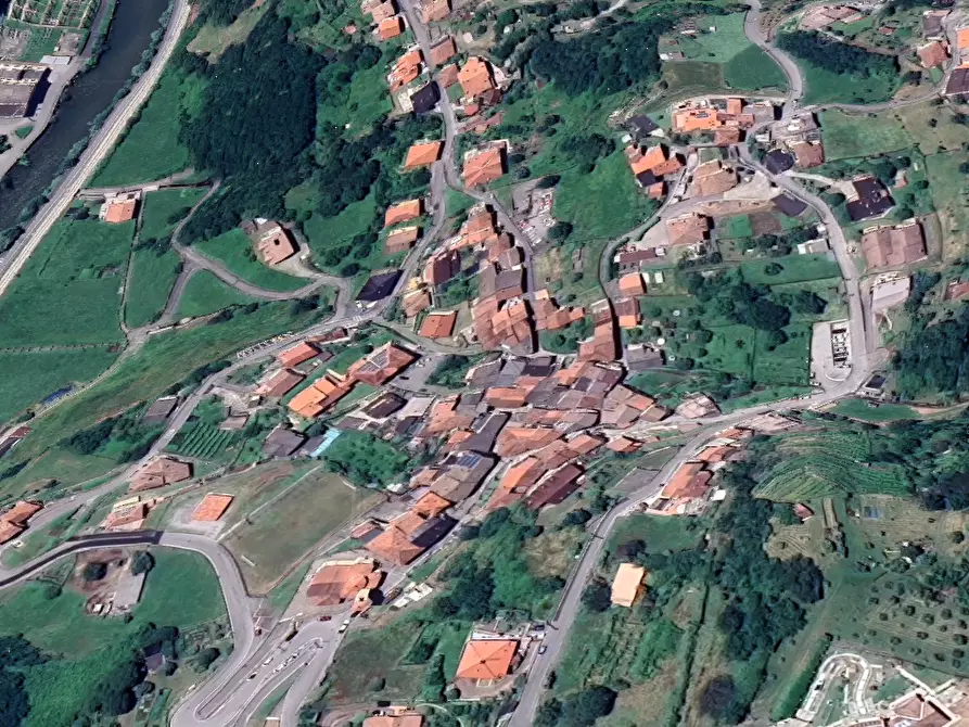 Immagine 5 di Appartamento in vendita  in Via Dassa a Sellero