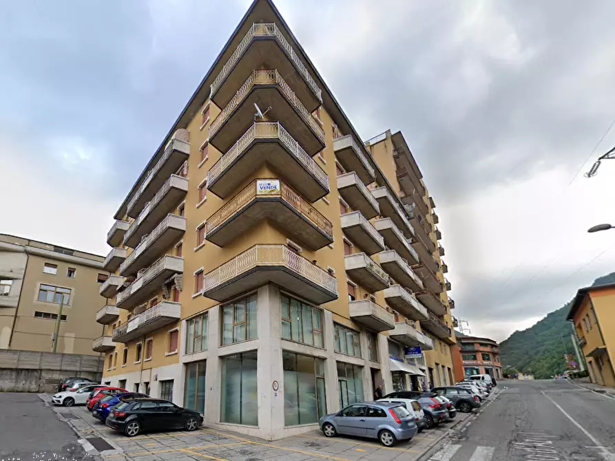 Immagine 1 di Appartamento in vendita  in via Massimo d'Azeglio a Lumezzane