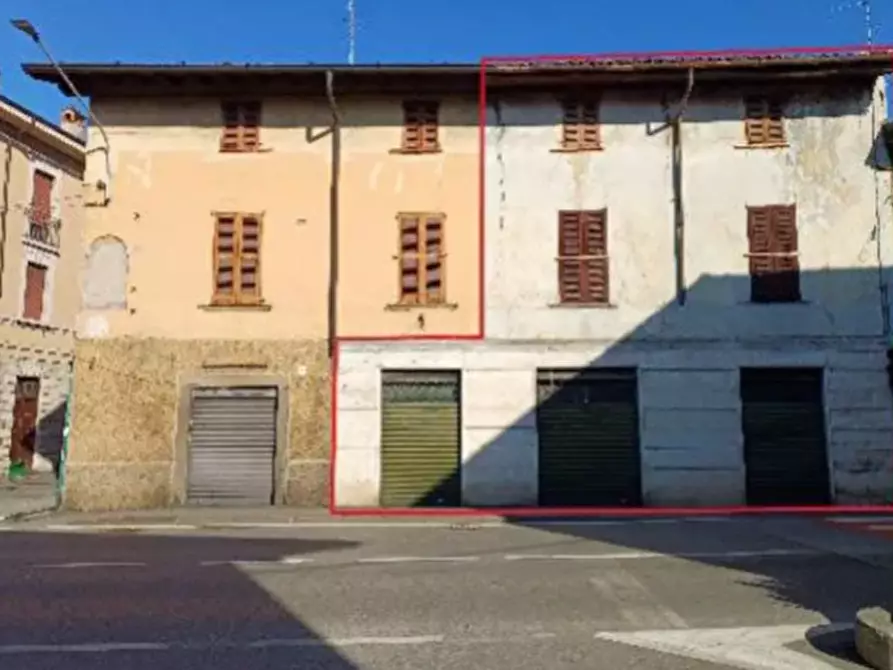 Immagine 1 di Negozio in vendita  in Largo Garibaldi a Coccaglio