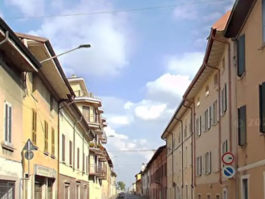 Immagine 2 di Negozio in vendita  in Largo Garibaldi a Coccaglio