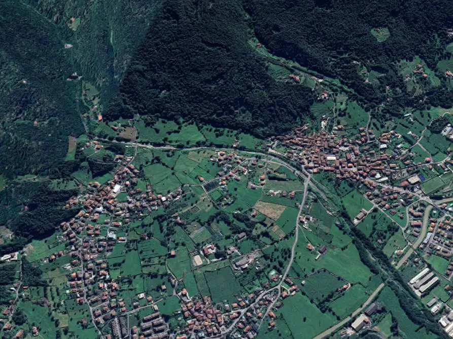 Immagine 12 di Appartamento in vendita  in Via Tezze a Gianico