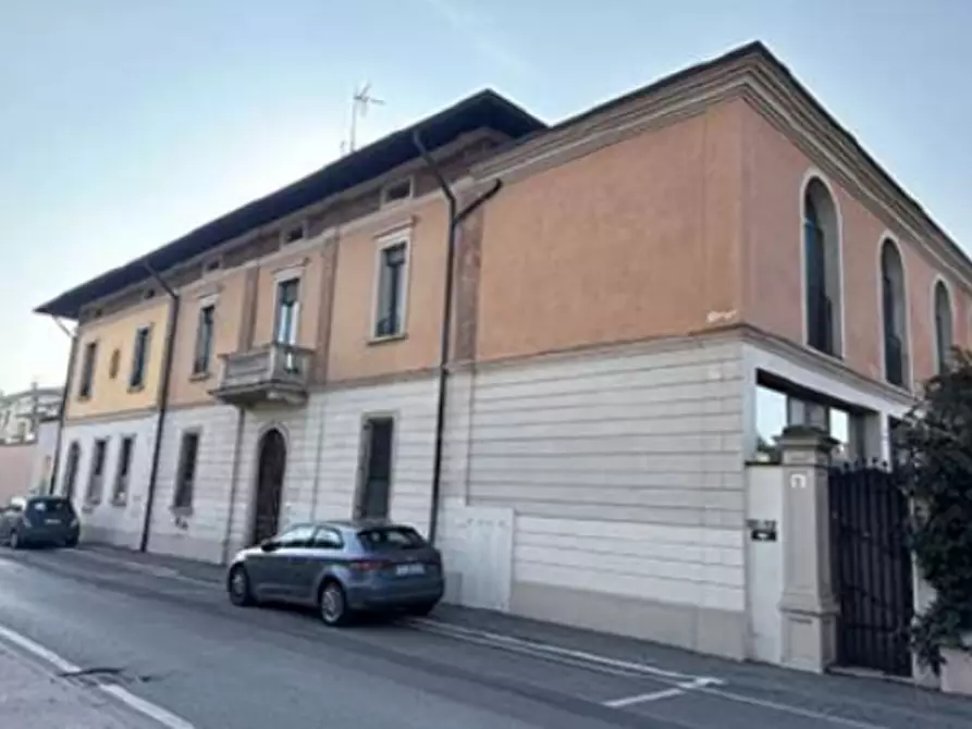 Immagine 1 di Appartamento in vendita  in Via Roma a Bagnolo Mella