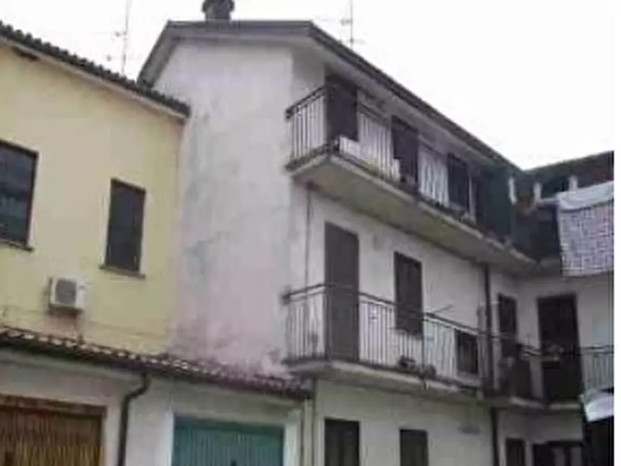 Immagine 6 di Appartamento in vendita  in Corso della Repubblica a Ferrera Erbognone