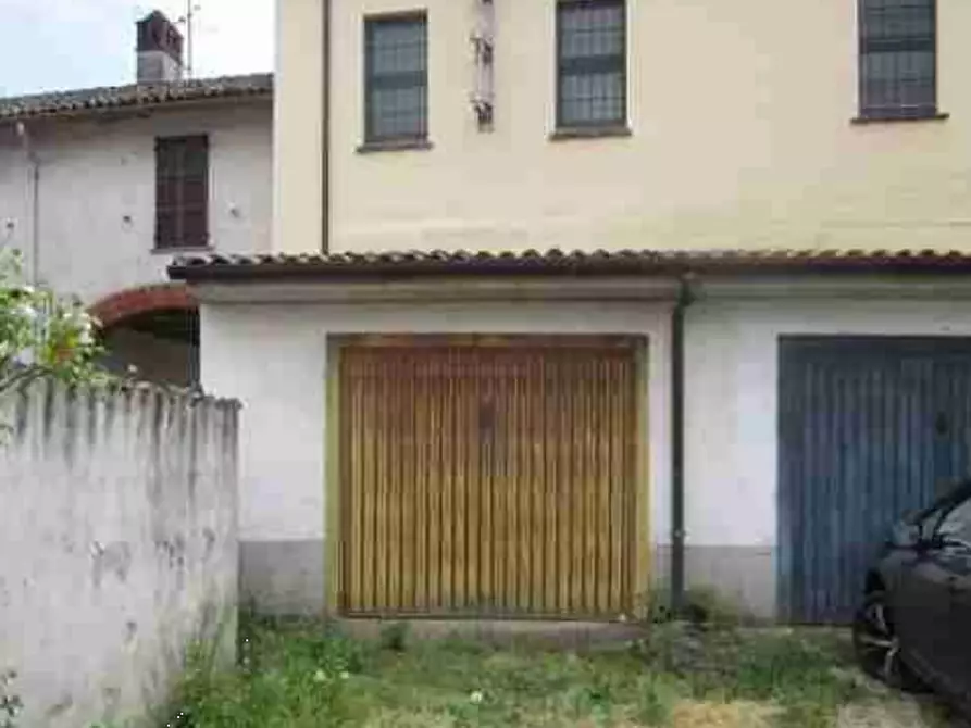 Immagine 10 di Appartamento in vendita  in Corso della Repubblica a Ferrera Erbognone