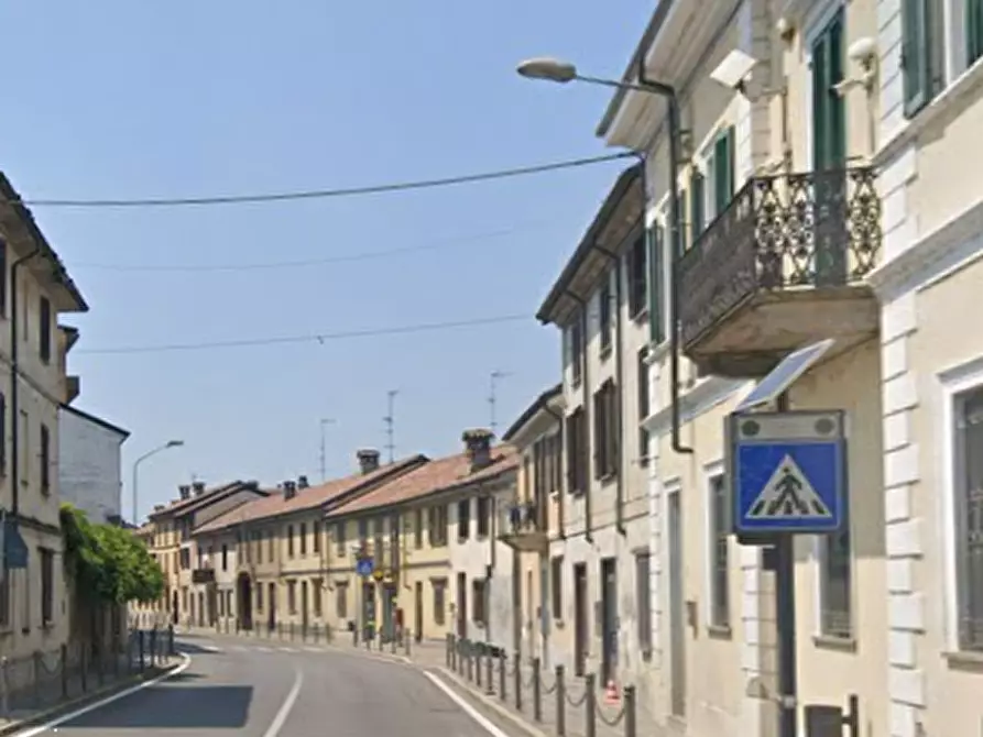 Immagine 14 di Appartamento in vendita  in Corso della Repubblica a Ferrera Erbognone