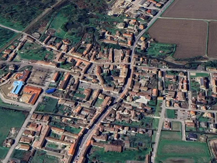 Immagine 16 di Appartamento in vendita  in Corso della Repubblica a Ferrera Erbognone