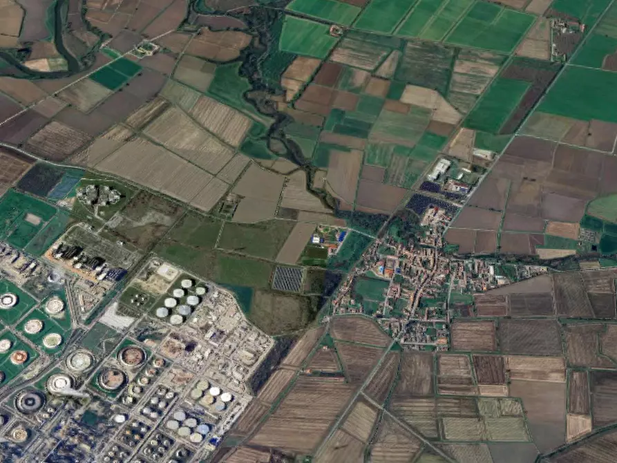 Immagine 18 di Appartamento in vendita  in Corso della Repubblica a Ferrera Erbognone