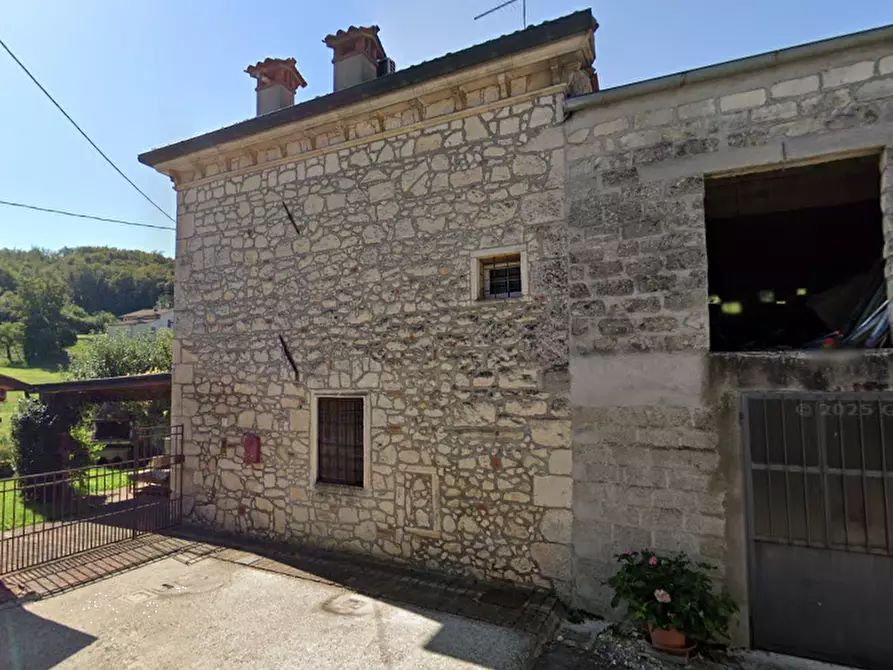 Immagine 4 di Casa indipendente in vendita  in Via Fontana a Zovencedo