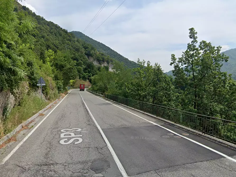 Immagine 10 di Stabile in vendita  in Via Nikolajewka a Lumezzane